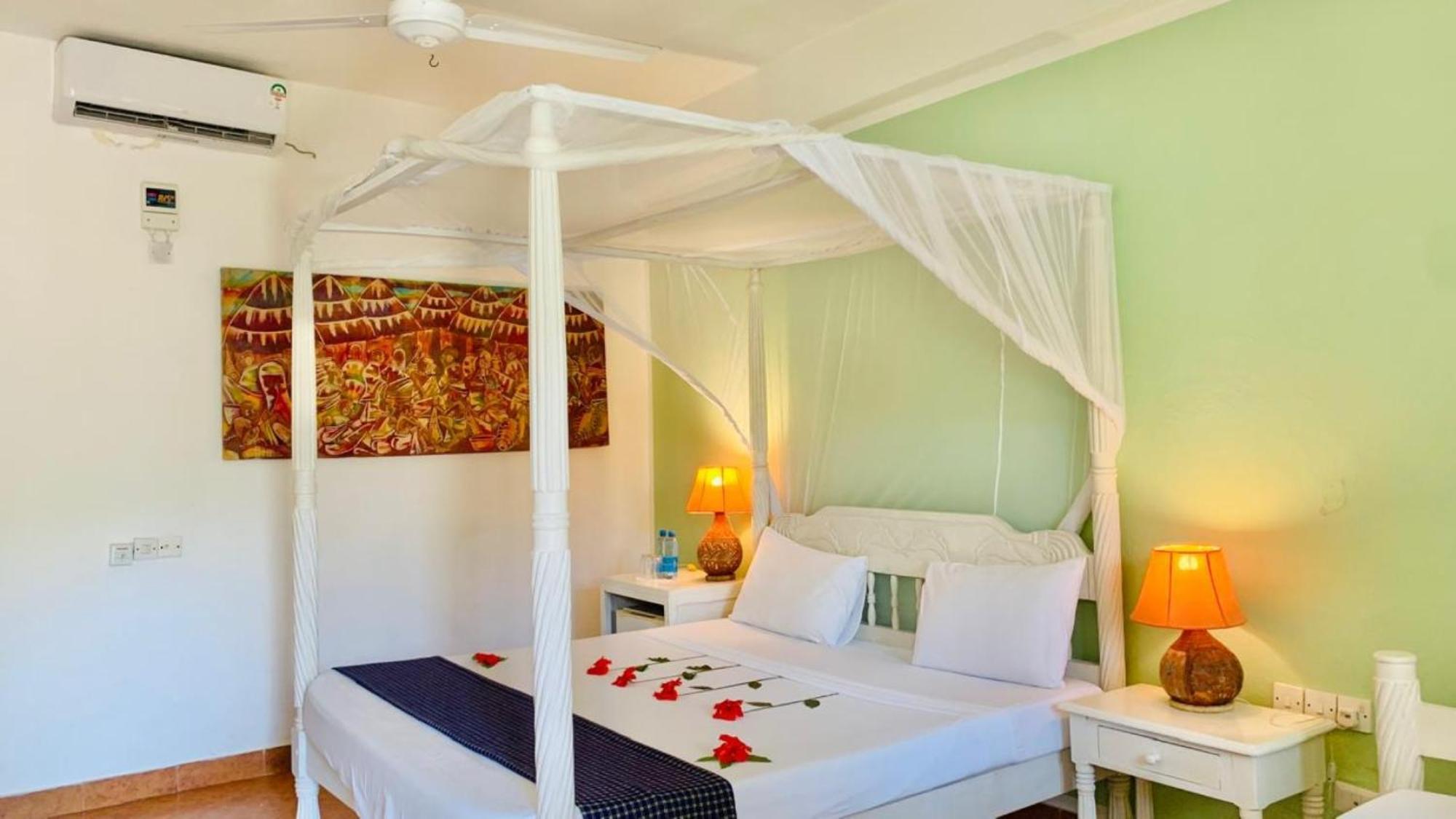 Lily Palm Resort Watamu Exteriör bild
