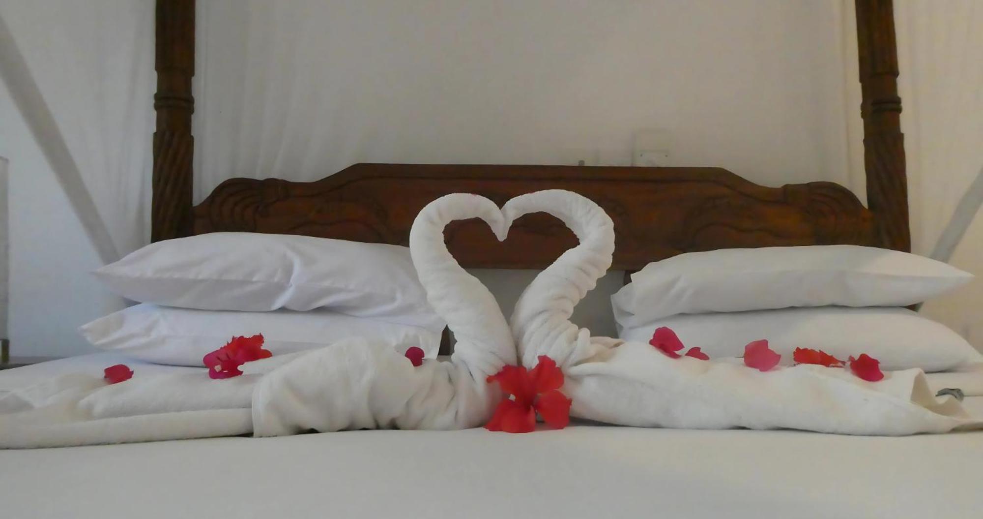 Lily Palm Resort Watamu Exteriör bild